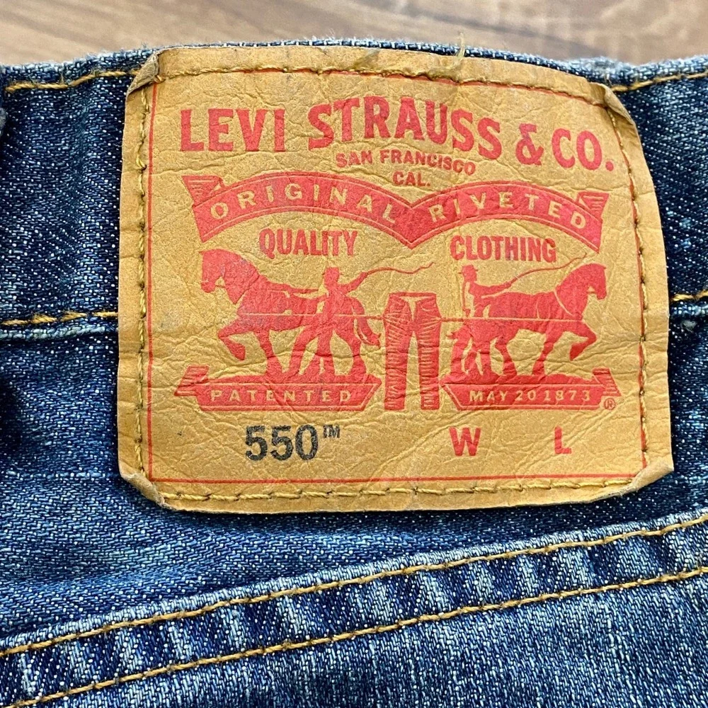 Levi's 550 Relaxed Fit Jeans Mens 46x29 Heritage Denim Tapered Medium Wash Blue